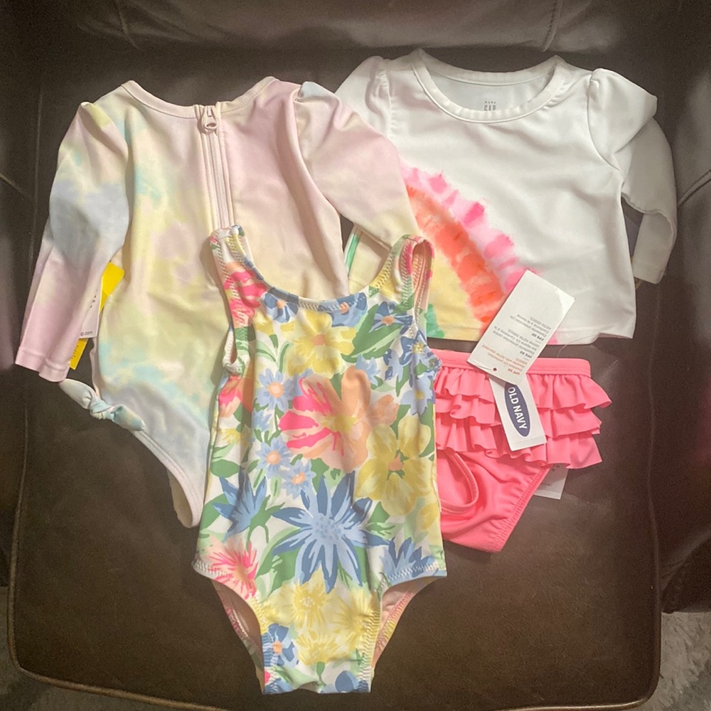 *3 Brand New* Gap/Old Navy Swimsuits
